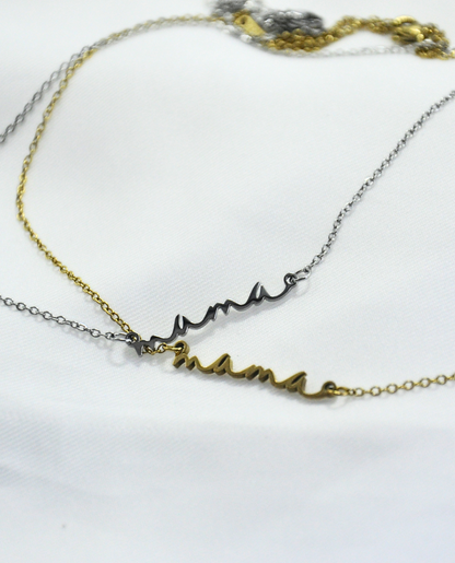 Elegantes und goldene Mama Kette in der Farbe Gold - KAJRE Schmuck 