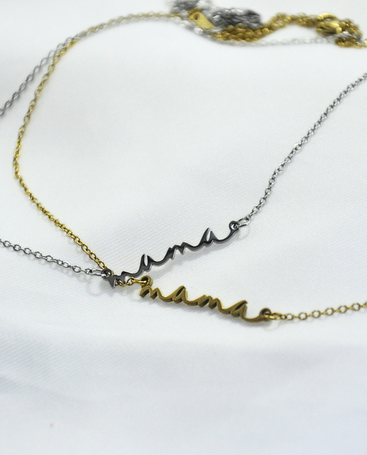 Elegantes und goldene Mama Kette in der Farbe Gold - KAJRE Schmuck 